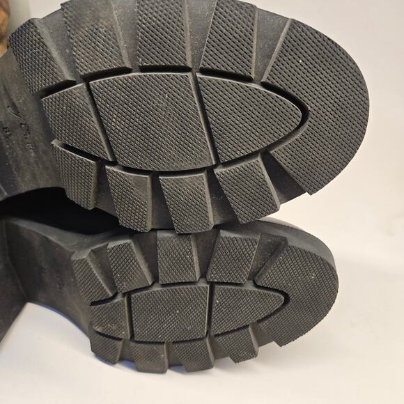 J. Crew Black Leather Platform Lug Sole Heeled Pull-on Chelsea Boots, Size 8.5 - Picture 7 of 11